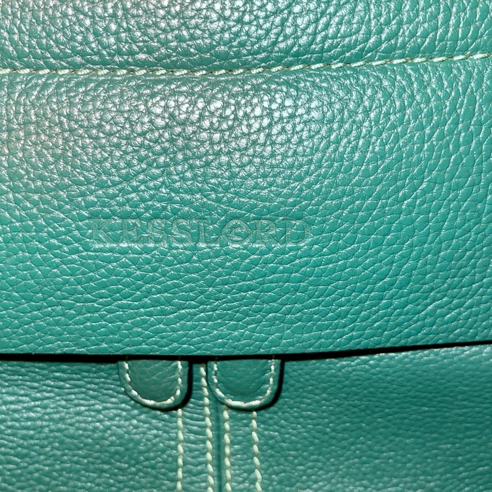 Kessl Ord emerald green leather purse